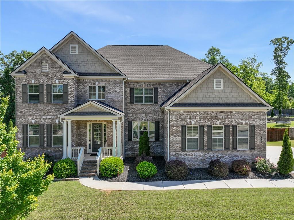 5911 Ashley Falls Ln., Flowery Branch, GA 30542