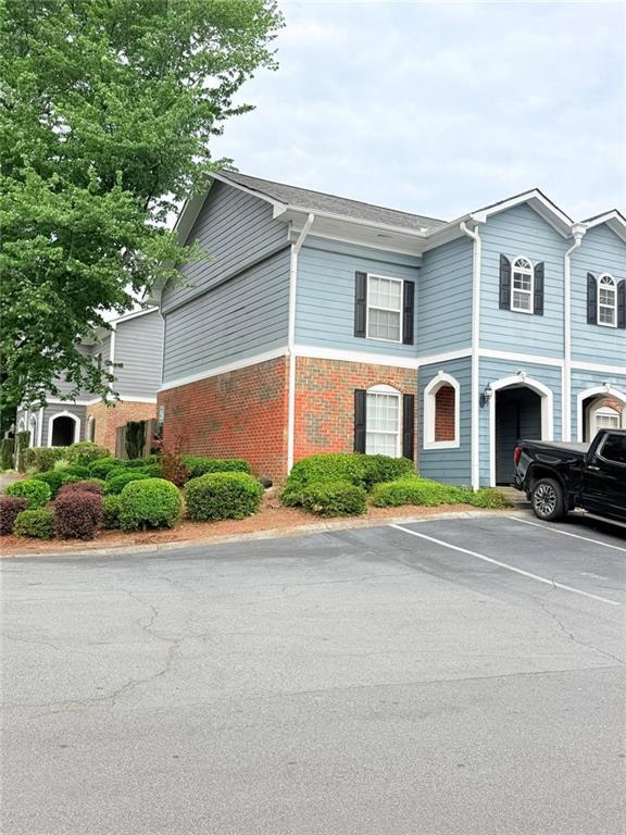 300 Summer Pl., Norcross, GA 30071