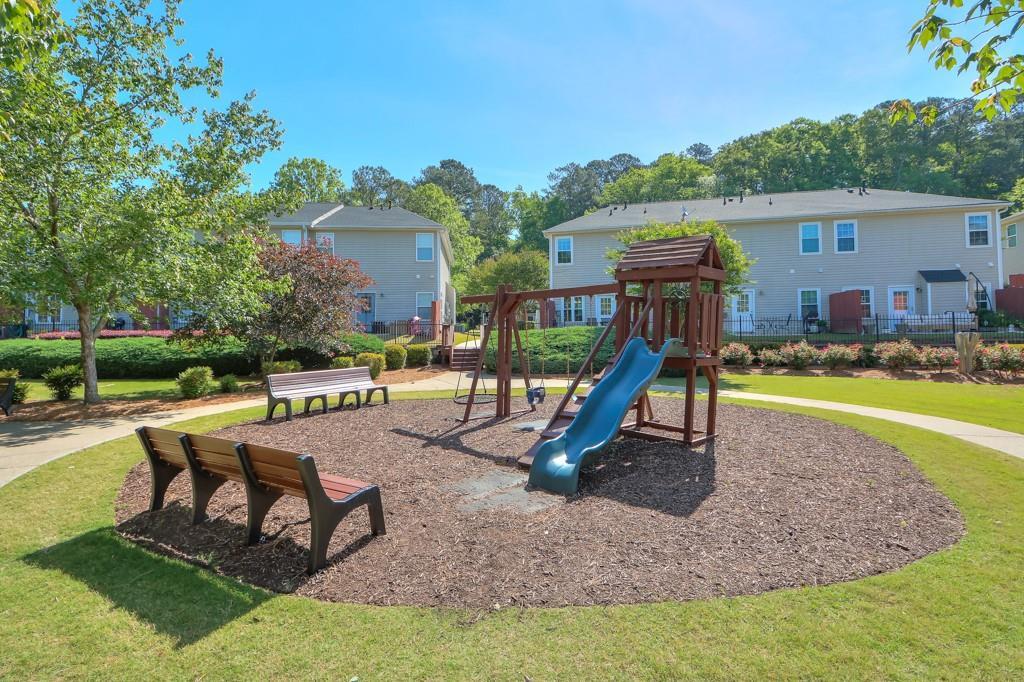 128 Creekwood Dr., Woodstock, GA 30188