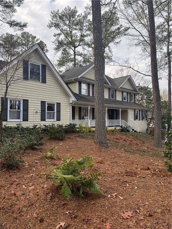 2955 Ascot Ln., Roswell, GA 30076
