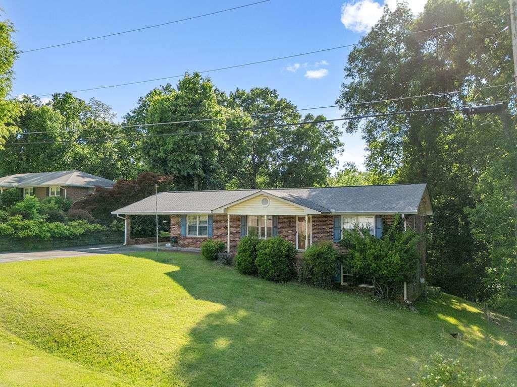 8 Montre Cir., Silver Creek, GA 30173