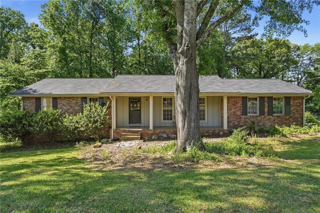4845 Jennifer Ln., Douglasville, GA 30135