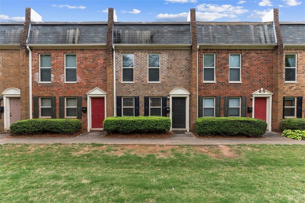 235 Winding River Dr. #F, Sandy Springs, GA 30350