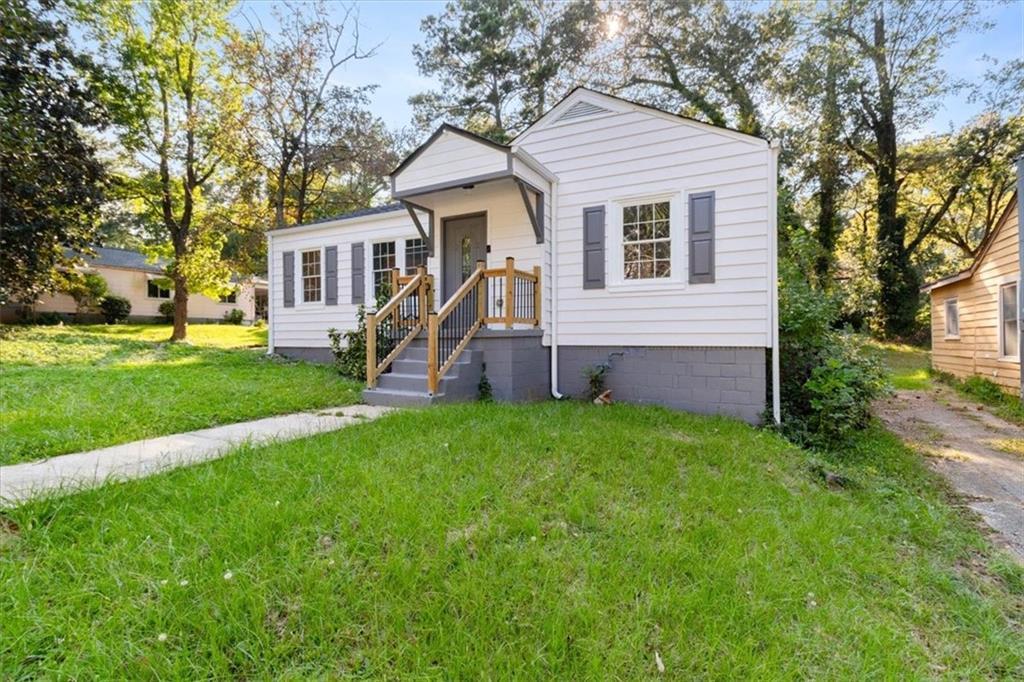 1347 Westmont Rd., Atlanta, GA 30311