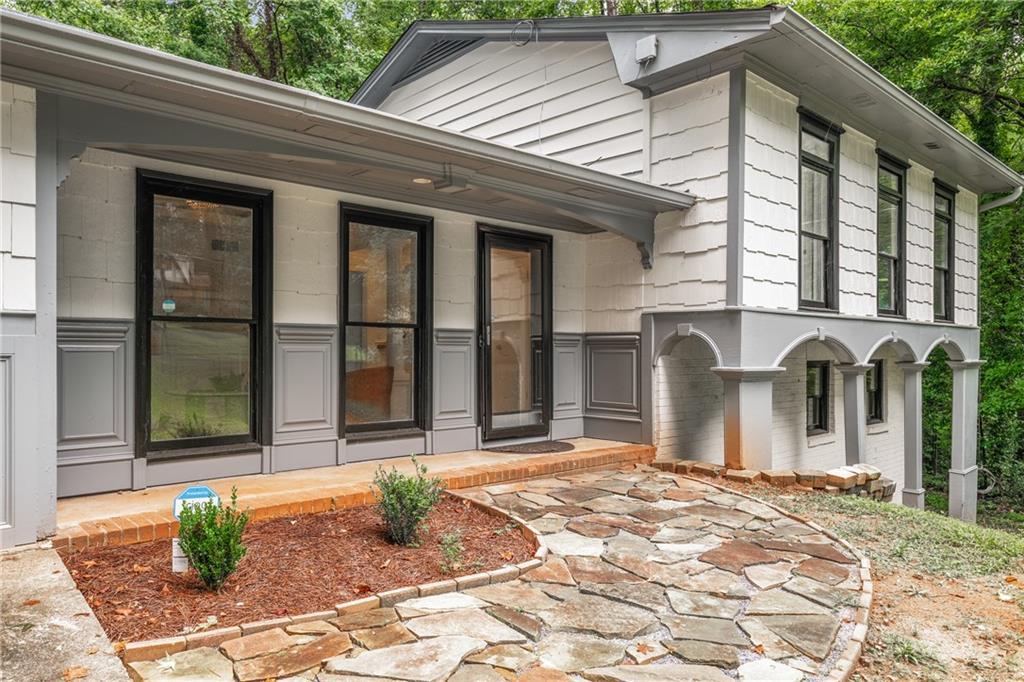 5531 Four Winds Dr., Lilburn, GA 30047