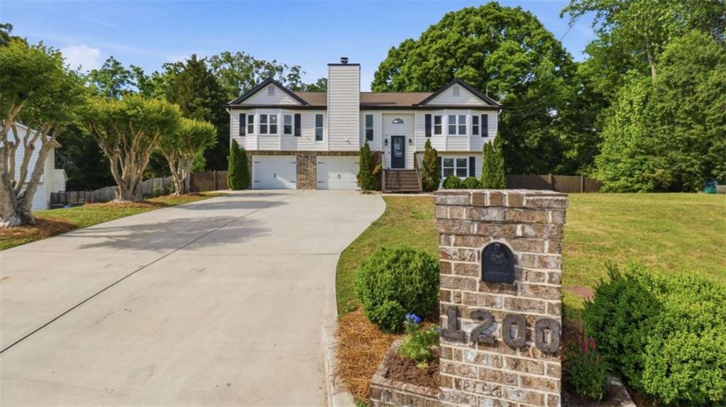 1200 Brookton Dr., Dacula, GA 30019