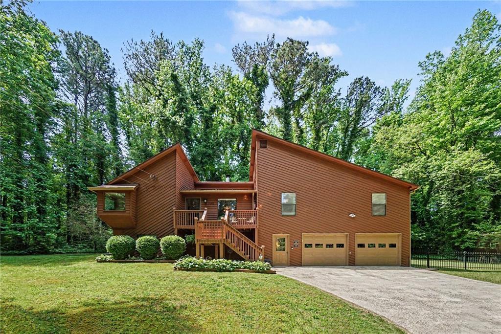 2192 Mohawk Tr., Acworth, GA 30102