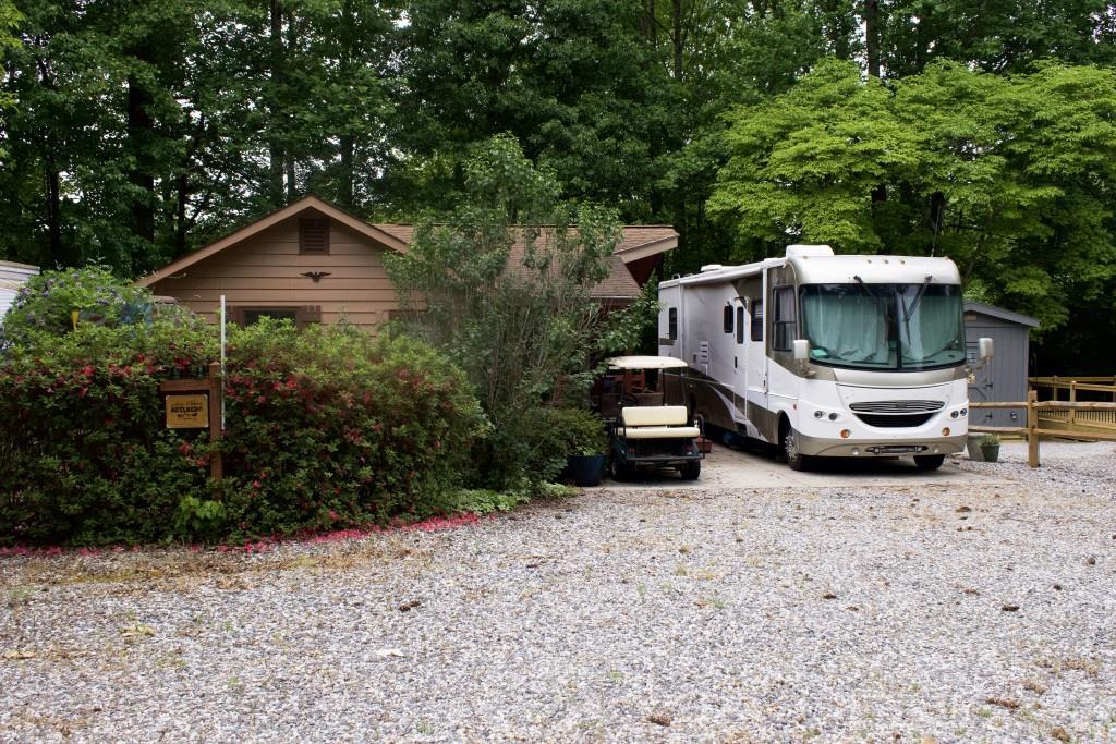 87 Maple Wood Ln., Cleveland, GA 30528