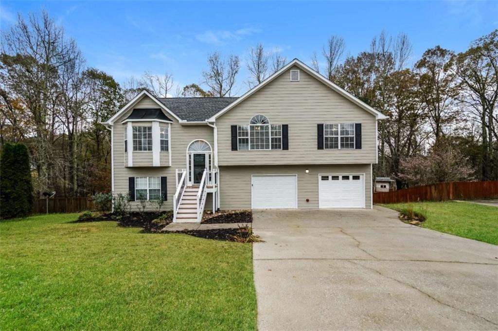 89 Summer Creek Pl., Dallas, GA 30157