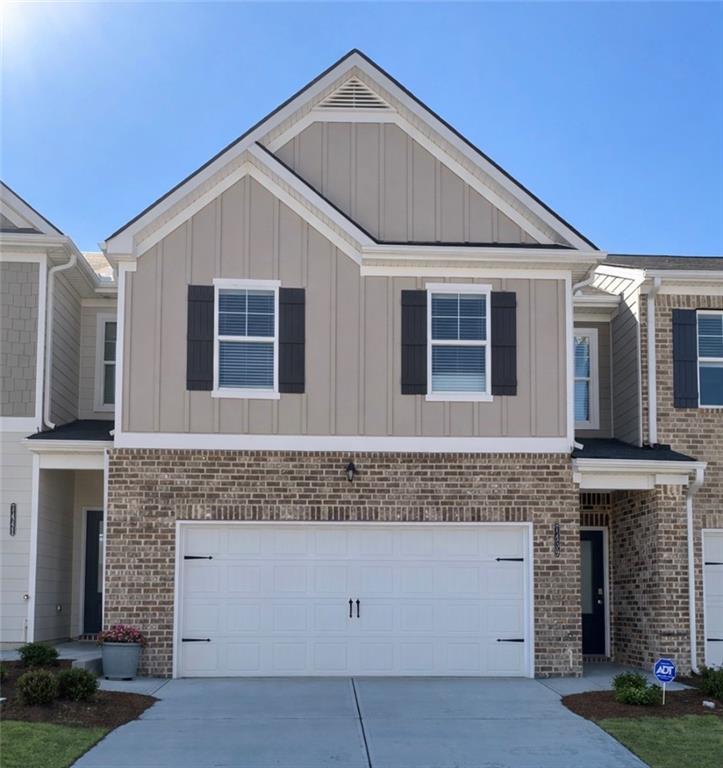 7439 Knoll Hollow Rd., Lithonia, GA 30058