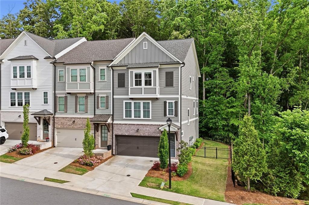 228 Retreat Ln., Canton, GA 30114