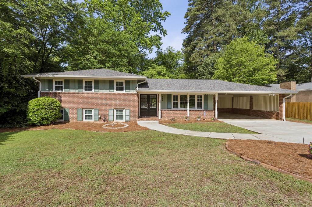688 Huntington Pl., Marietta, GA 30067