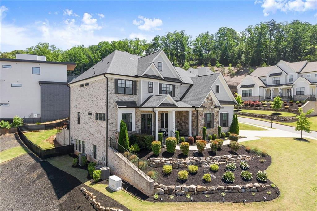2775 Twisted Oak Ln., Marietta, GA 30066