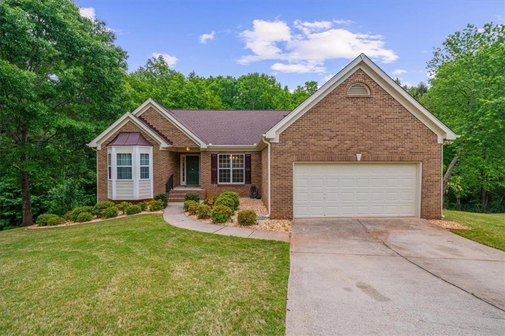 8780 Amberfield Dr., Gainesville, GA 30506
