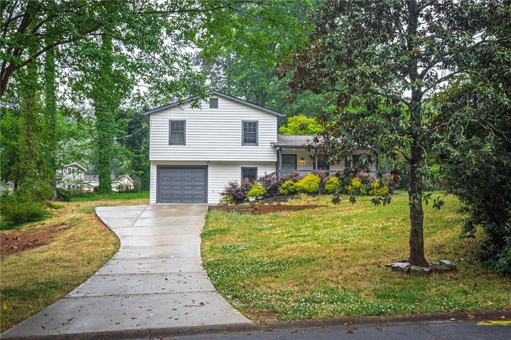 56 Dempsey Dr., Lawrenceville, GA 30044