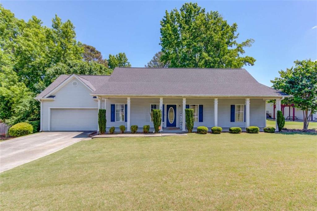 502 Towler Shoals View, Loganville, GA 30052