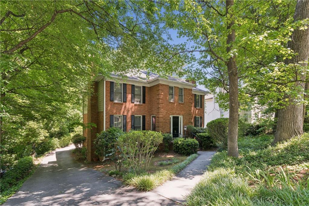 795 N Parkwood Rd., Decatur, GA 30030