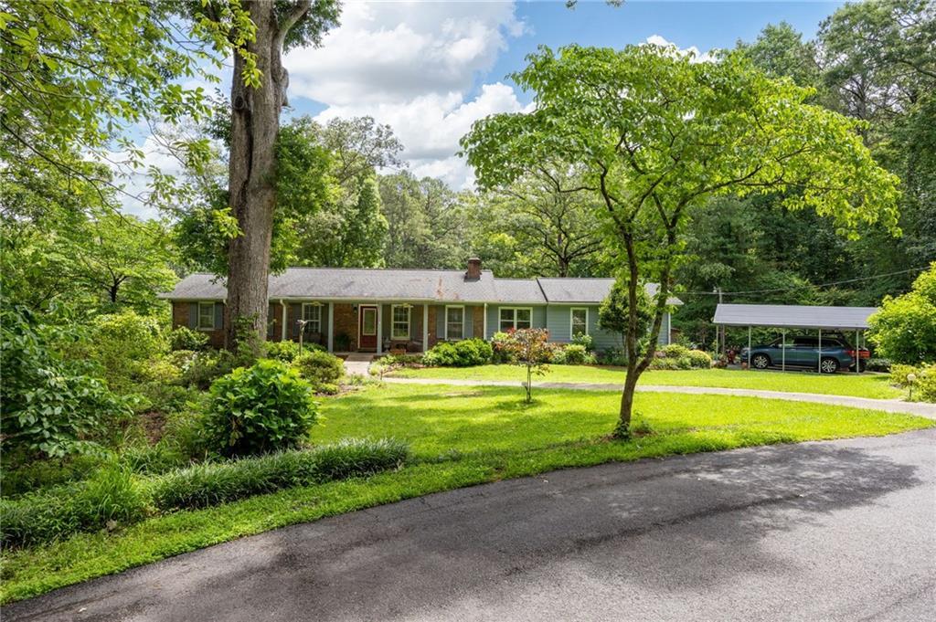 5436 Ridge Rd., Hiram, GA 30141