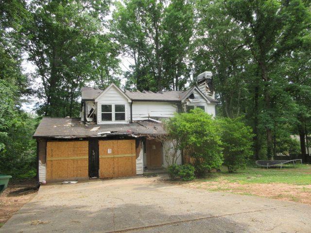 5333 Greenhedge Tr., Stone Mountain, GA 30088