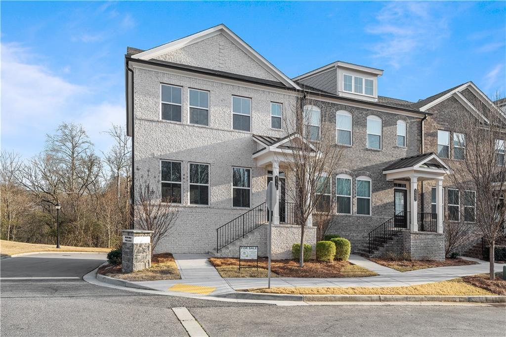 4705 White Buckeye Dr., Buford, GA 30518