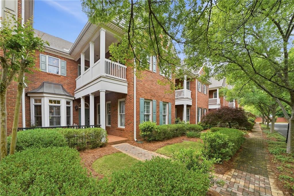 8420 Parker Pl., Roswell, GA 30076