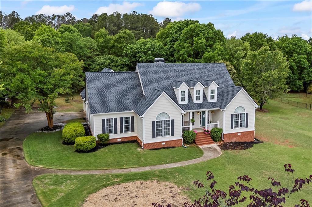 1080 Lakeside Ct., Bishop, GA 30621