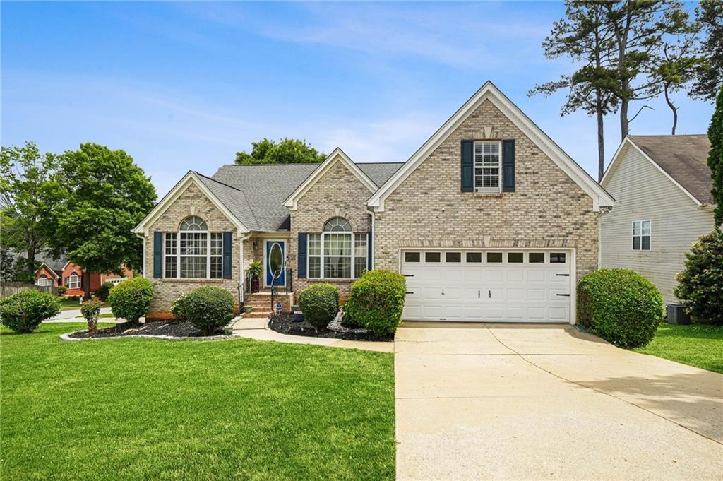 220 Cedarhurst Rd., Lawrenceville, GA 30045