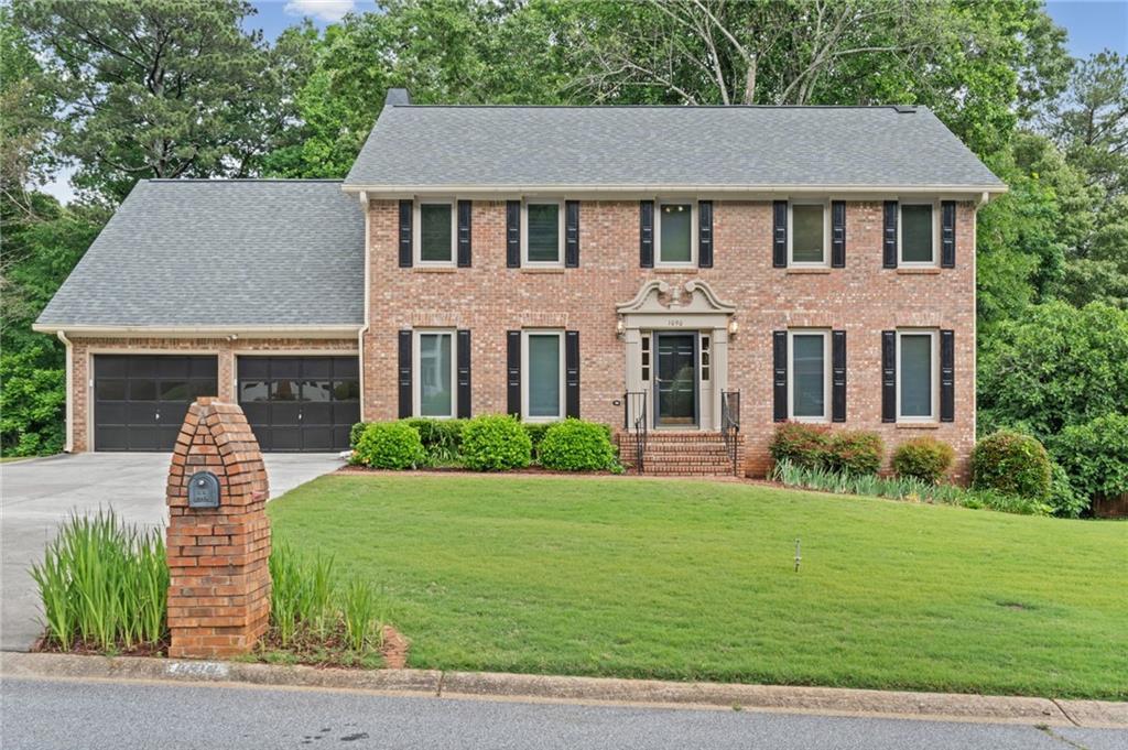 1090 Kelvington Way, Lilburn, GA 30047