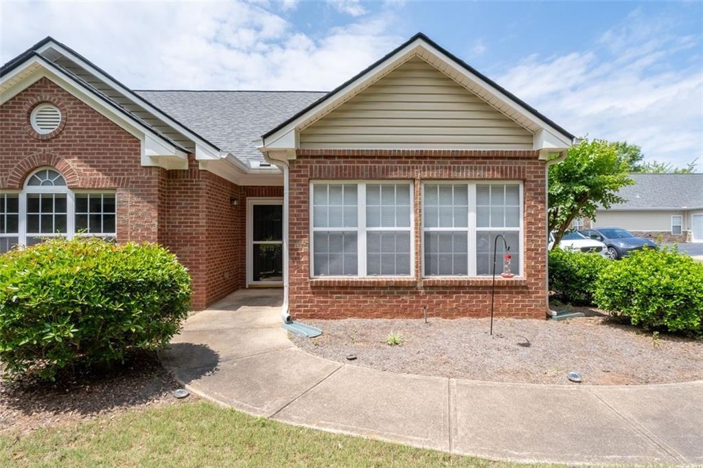 3732 Villa Springs Cir., Powder Springs, GA 30127