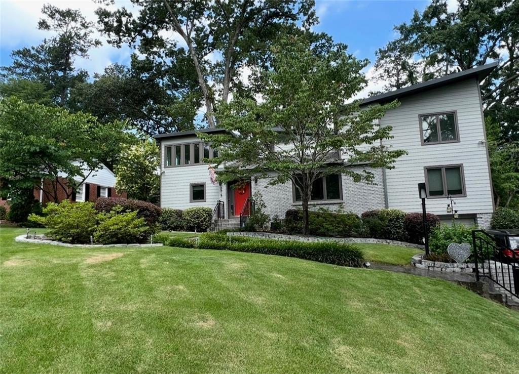 3518 Rockhaven Cir., Atlanta, GA 30324