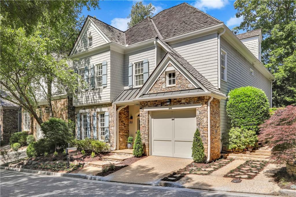 42 Conifer Park Ln., Atlanta, GA 30342