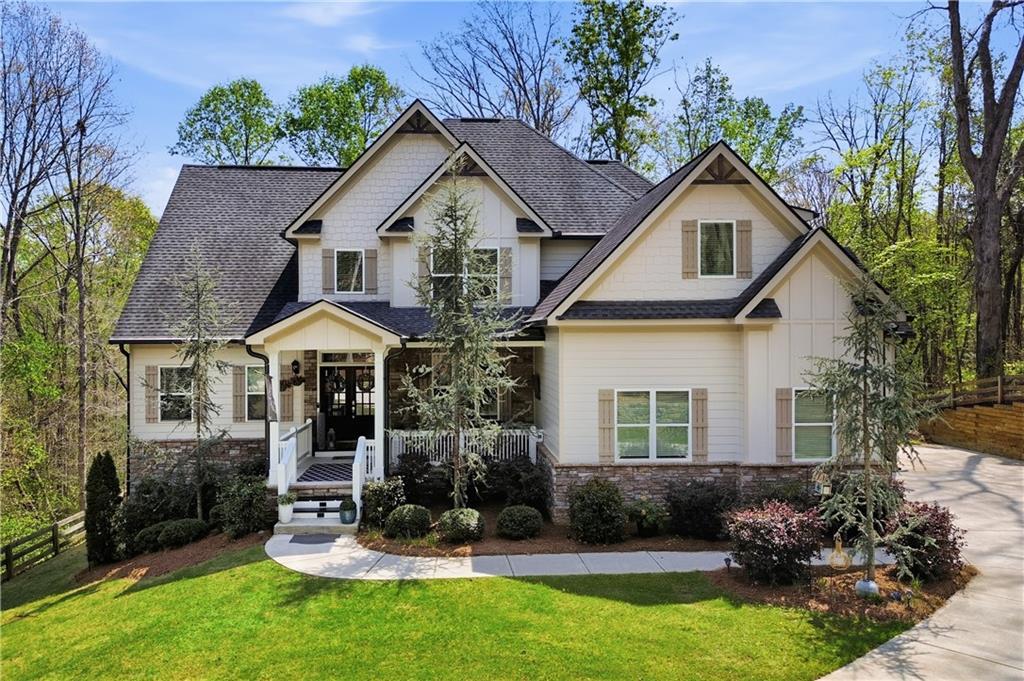 86 Stony Ct., Dawsonville, GA 30534