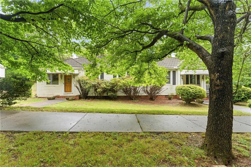 5121 Newark Ave., Austell, GA 30111