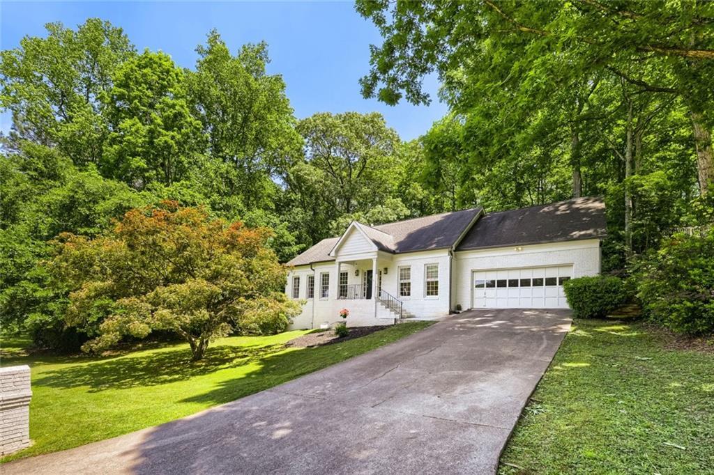 152 Oakwood Hills Dr., Suwanee, GA 30024