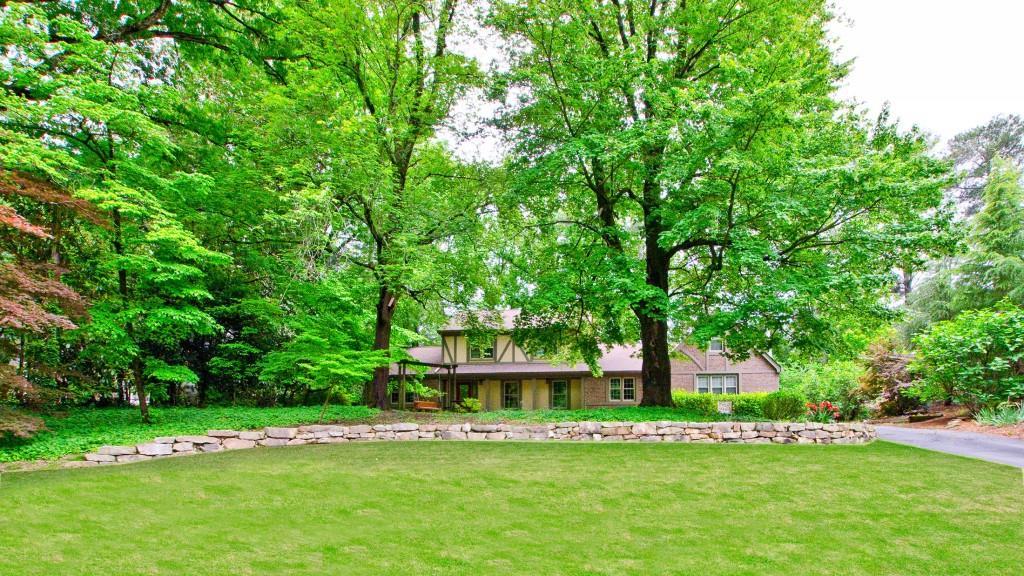 2065 Renault Ln., Atlanta, GA 30345