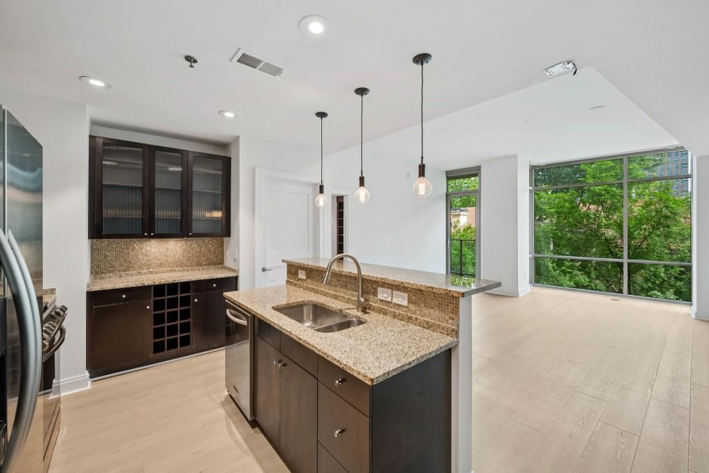 905 Juniper St. #316, Atlanta, GA 30309
