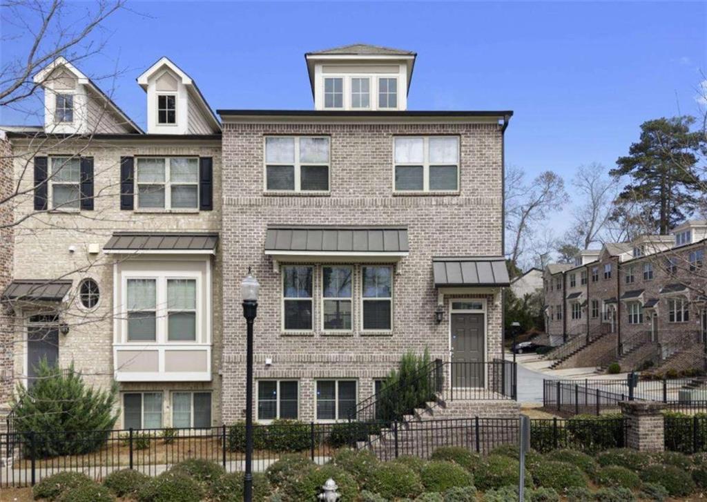 1833 Hislop Ln., Atlanta, GA 30345
