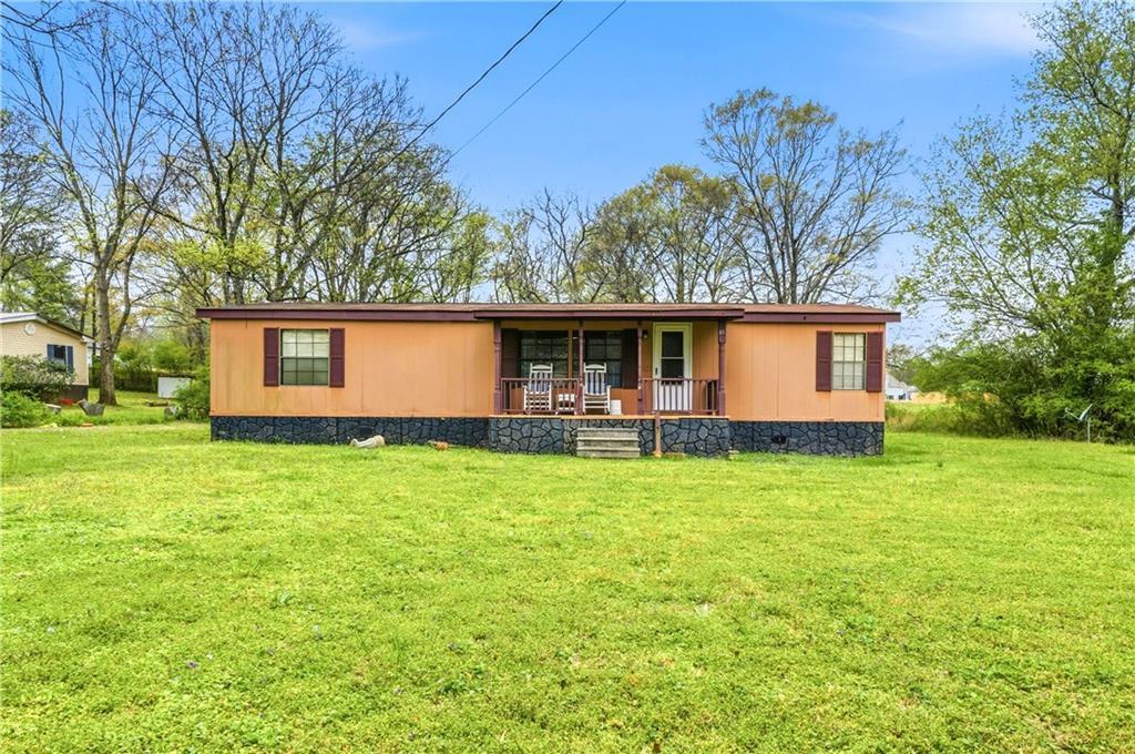85 Honeysuckle Dr., Cartersville, GA 30120