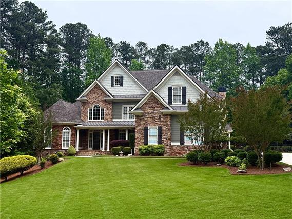 New Homes with In-ground Swimming Pools That Attend Allatoona High School: May 10th to May 16th