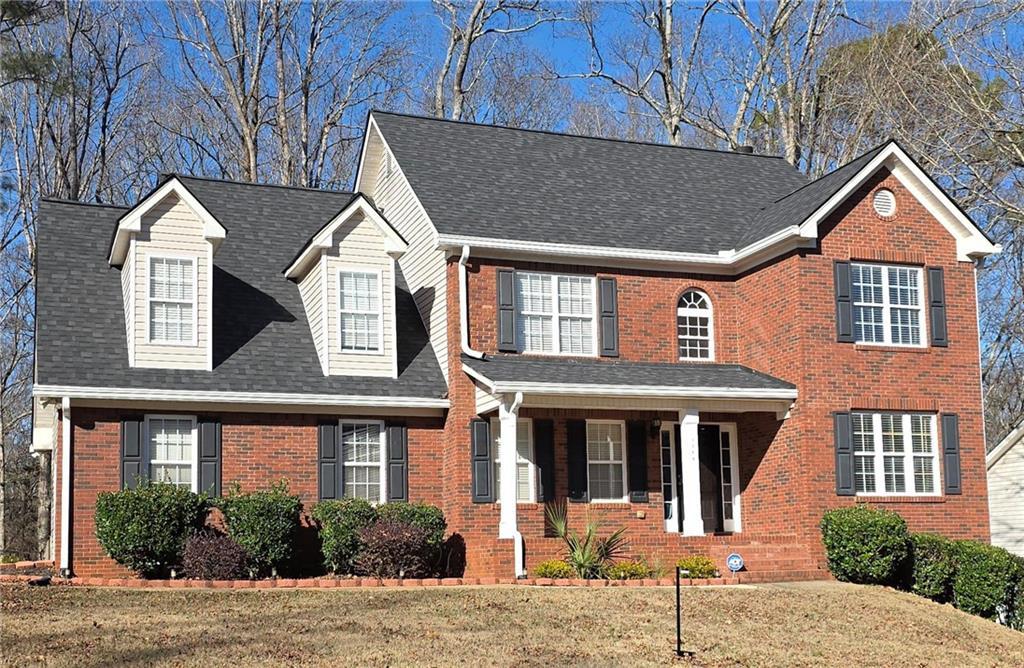 1048 Falls Brooke Dr., Conyers, GA 30094