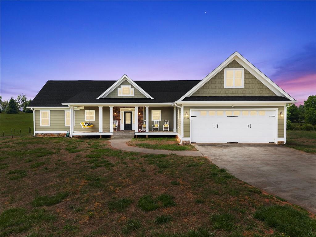 9204 Skitts Mountain Dr., Lula, GA 30554