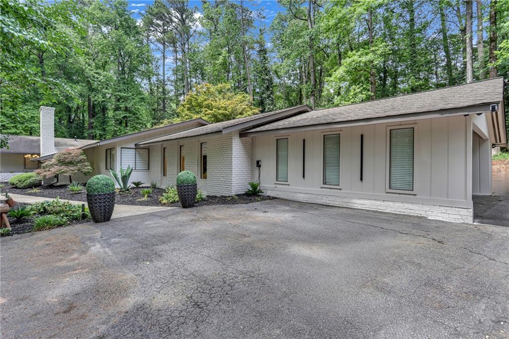 5384 Pheasant Run, Stone Mountain, GA 30087