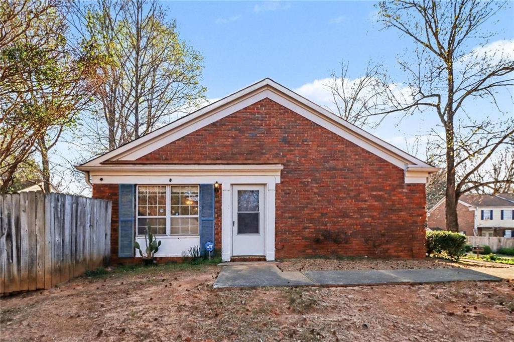2571 Stratford Ln., Morrow, GA 30260