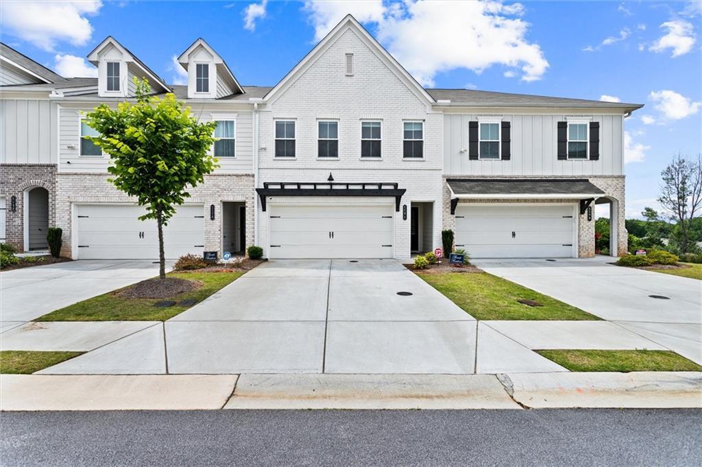1124 Mornington Way, Marietta, GA 30008