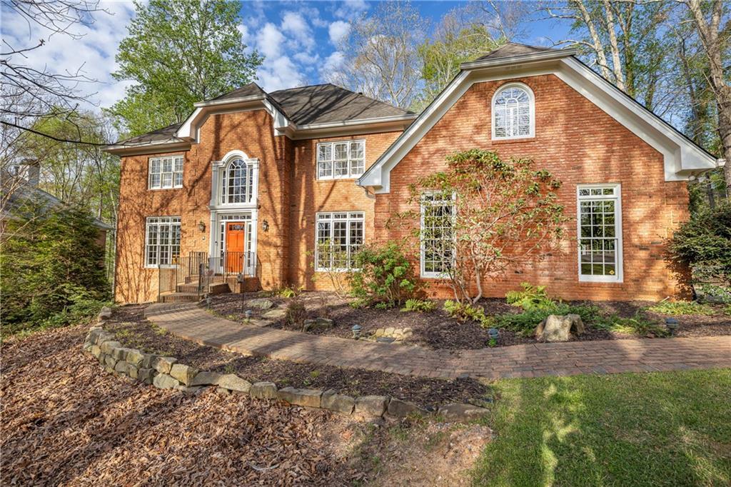 9275 Stonemist Trace, Roswell, GA 30076