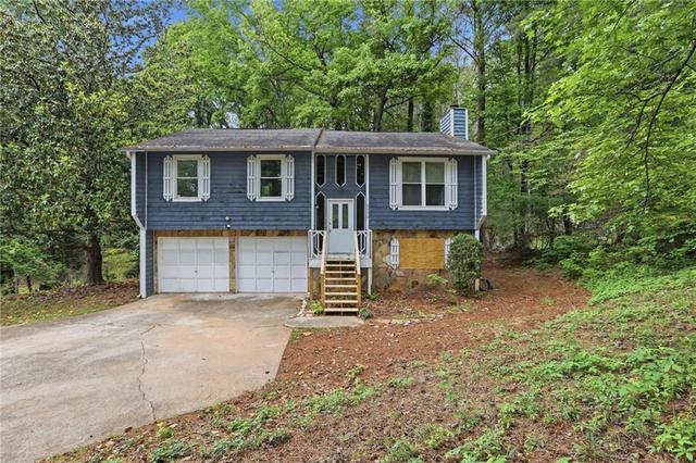 New Homes For Sale This Week That Attend New Manchester High School: May 8th to May 14th