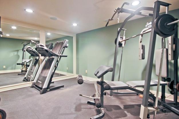 1692 N Hadaway Rd., Kennesaw, GA 30152