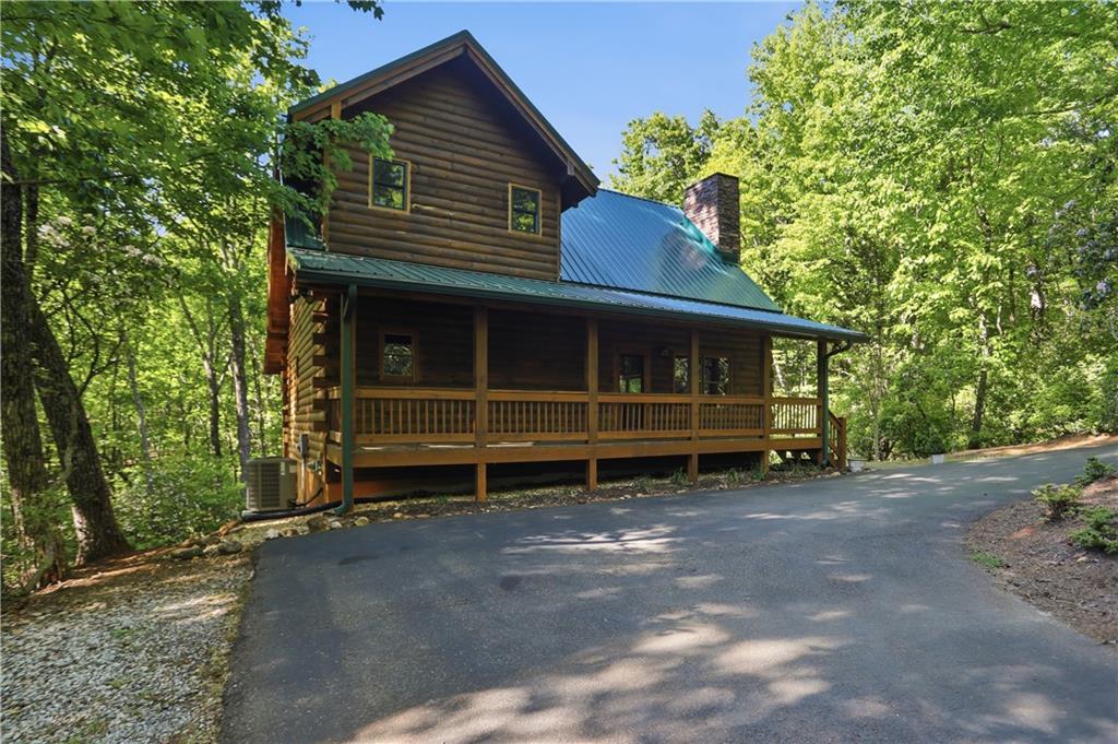702 Ranch Mountain Dr., Dahlonega, GA 30533