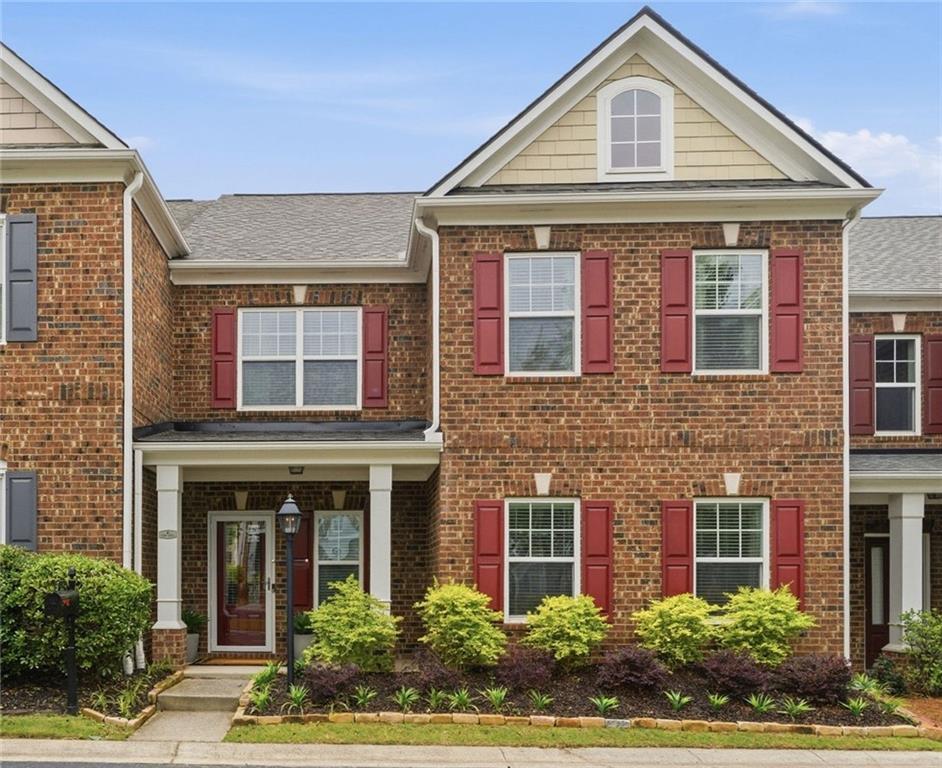 1142 Lake Point Way, Suwanee, GA 30024