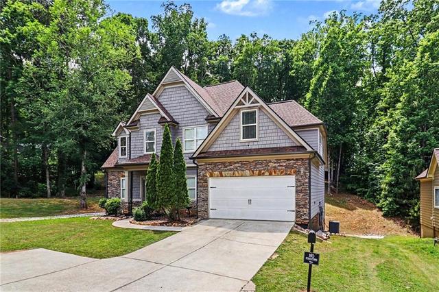 New Homes with Master Bedrooms on the 1st Floor That Attend Chapel Hill Middle School: May 9th to May 15th